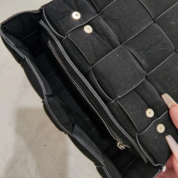 Purse - Picture 3 of 3